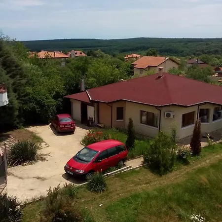 Guest house Farmstay In *